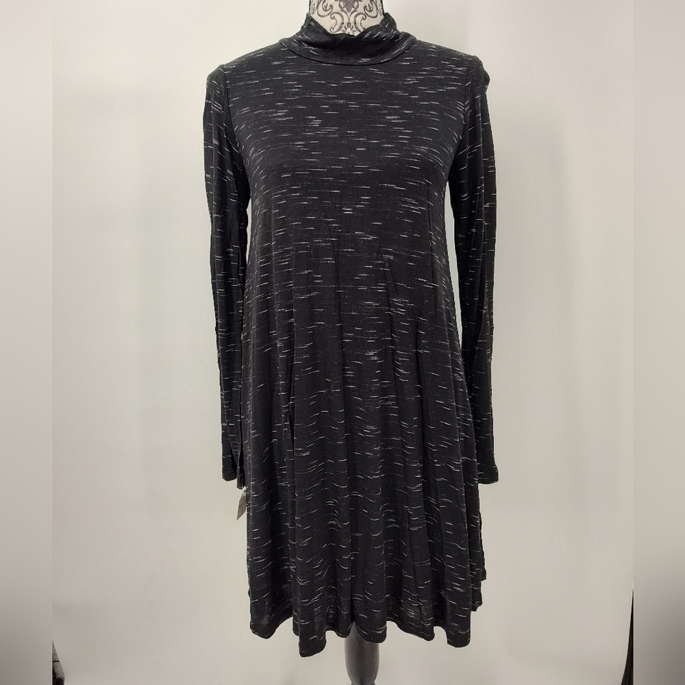 Sage Black Long Sleeve Mini Dress With Criss Cross Back Women's Size Small
